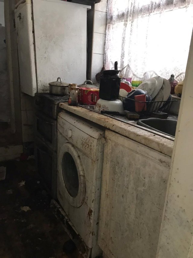 Эффектная уборка дома клининговой компанией (14 фото) 66f9de723c31f.jpeg