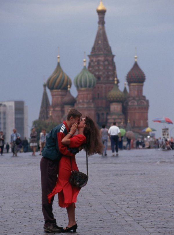 Снимки из 1990 х (22 фото) 66f9ec0b4a7f0.jpeg