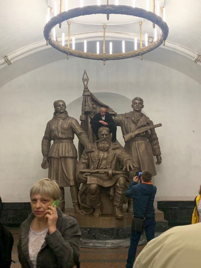 Только в России (37 фото) 66f9eaec459a5.jpeg