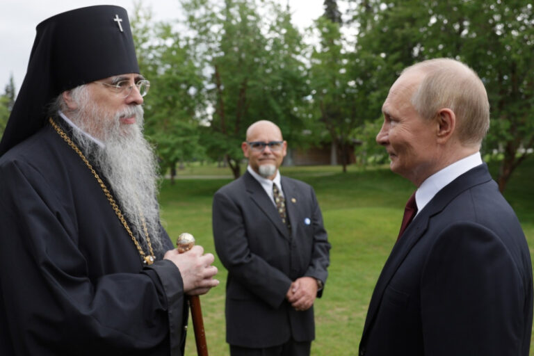Arhiepiskopa V Ssha Zastavili Izvinitsja Za Vstrechu S Putinym 16aecbd