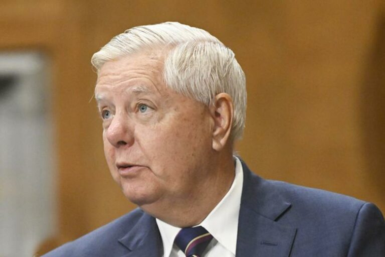 Senator Grem Podderzhal Ideju Obmena Territorijami Mezhdu Moskvoj I Kievom 94700a7
