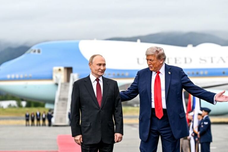Tramp Podelilsja Vpechatlenijami Ot Vstrechi S Putinym Na Aljaske A6542dc