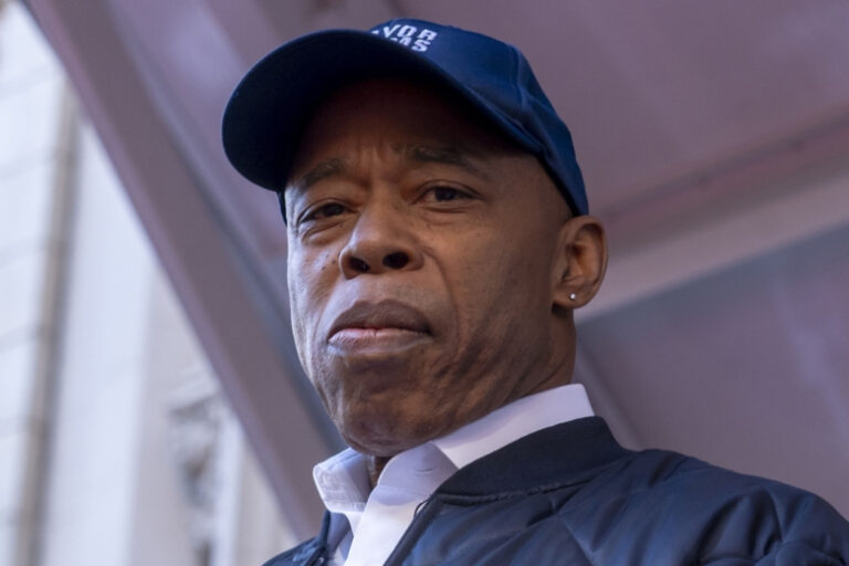 Mer Nju Jorka Otkazalsja Ot Uchastija V Vyborah 88f1249