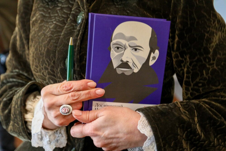 Na Zapade Raskryli Pochemu Molodezh Ssha I Evropy Zachitalas Dostoevskim D912dd8