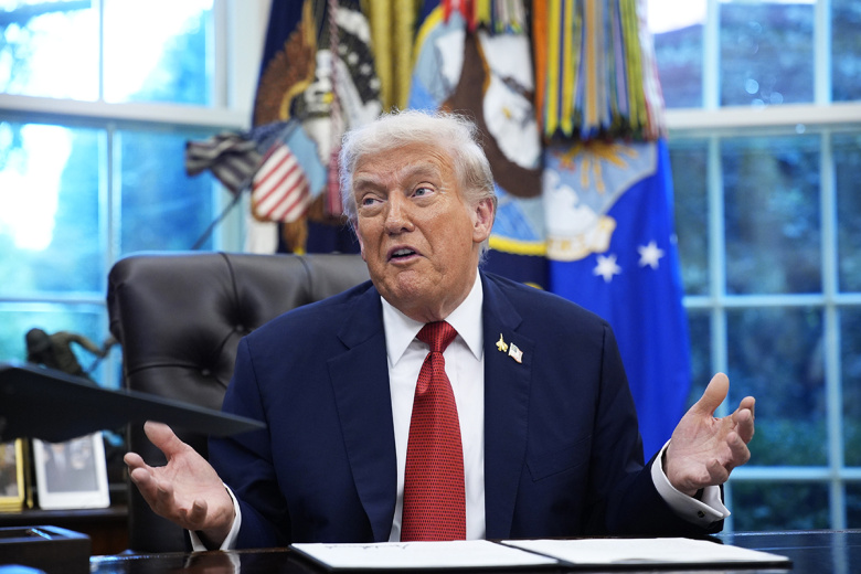 Tramp Otreagiroval Na Vstrechu Glavy Pentagona S Sotnjami Generalov C937c1d