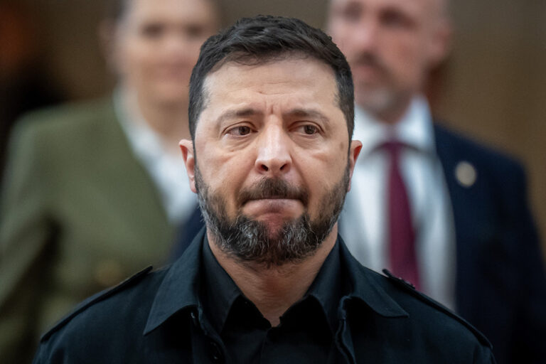 Amerikanskij Polkovnik Ne Uvidel Raznicy Mezhdu Zelenskim I Epshtejnom 8271ca6