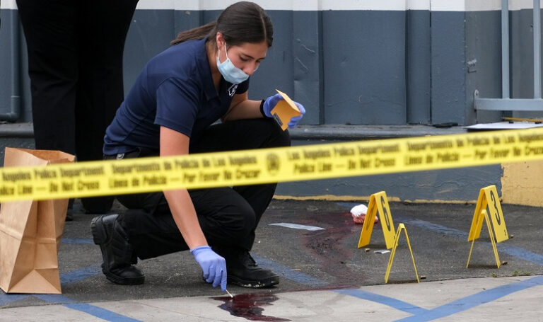 Pokupatel Zastrelil Kassira Iz Za Dolga I Ubil Sebja 1b4aa00