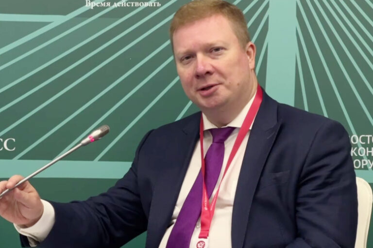 Politolog Ozvuchil Osnovnoe Protivorechie Mezhdu Rossiej I Ssha Po Ukraine 9ea18ea