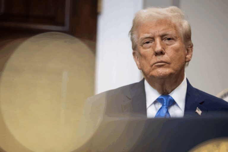 Potrebnost V Poklonenii Psihiatr O Kritike Trampom Svoego Foto 578f62c