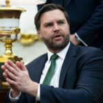 Vens Raskryl Kak Za Polgoda Izmenil Otnoshenie K Ukrainskomu Konfliktu F9ca3c8