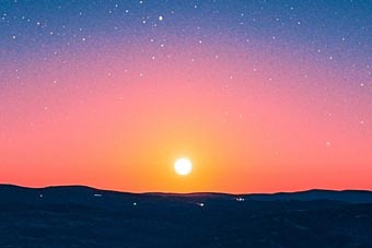 Zagadochnyj Svetjashhijsja Obekt Nad Atomnoj Stanciej Popal V Kadr Db41770