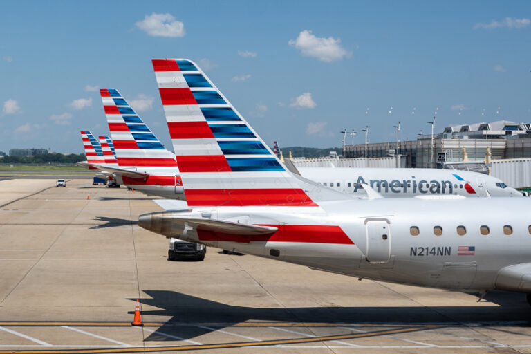 Okolo 700 Rejsov Otmenili V Amerikanskih Aeroportah Dca21e5