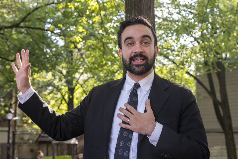 Rep Mat Kinozvezda Vrag Trampa Kto Takoj Novyj Mer Nju Jorka Mamdani 37a5c21