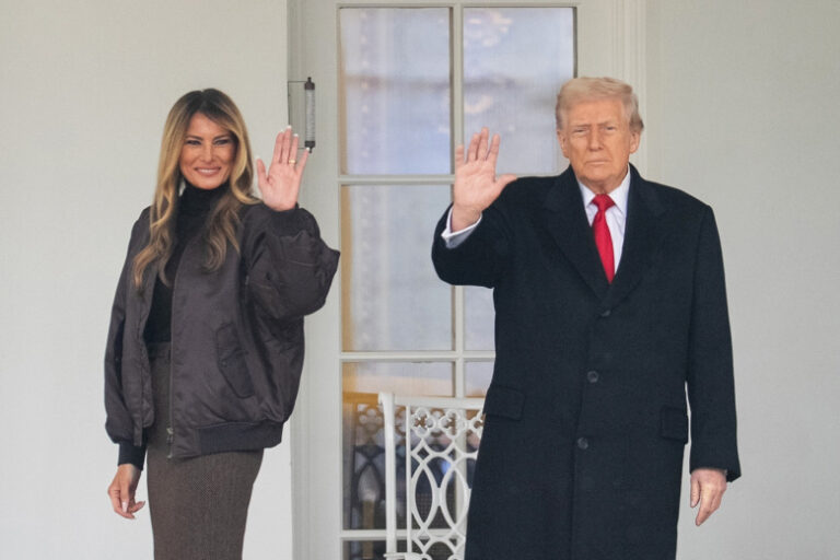 Tramp Predpochel Prazdnik Vo Floride Vmesto Vstrechi S Zelenskim C8761c9