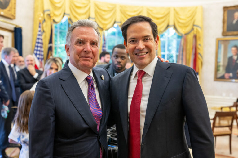 V Ssha Raskryli Kto Rabotal Nad Novym Planom Ssha Po Uregulirovaniju 954a827