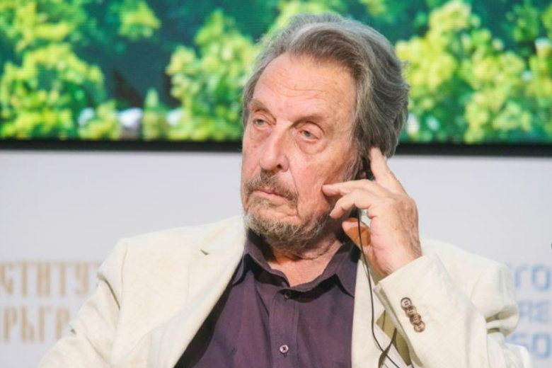 Vse Razrushat Otec Maska Raskryl Kak Na Zapade S Detstva Pugajut Russkimi 154880c