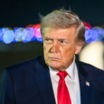 Chto Eto Bylo Tramp Posmejalsja Nad Vneshnim Vidom Makrona V Davose 808ed66