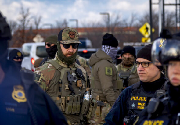 Pojavilis Kadry Ulichnyh Boev Mezhdu Protestujushhimi I Silovikami V Ssha Da9ee18