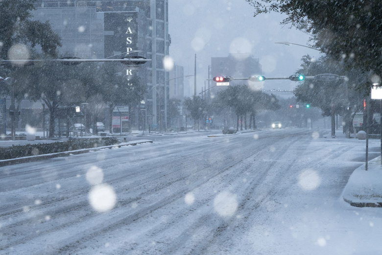 V Ssha Solnechnyj Shtat Prevratilsja V Snezhnyj Ad E903916