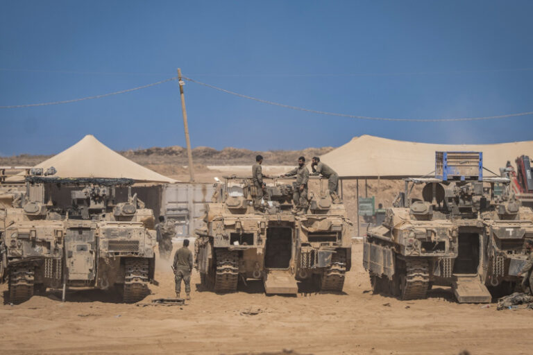 Energeticheskij shok v ssha ukazali na posledstvija vojny na blizhnem vostoke