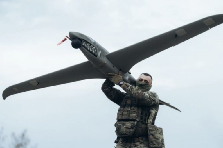 Kitajskij konstruktor nazvana prichina otkaza trampa ot bpla ukrainy b5dcfaa