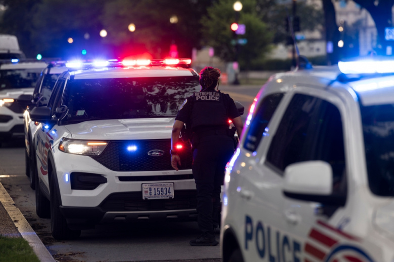 Sotrudnik gosdepa ssha zarezal cheloveka vo vremja ssory posle dtp f90cee3