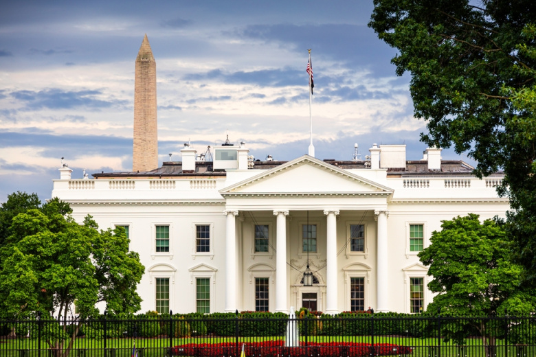 Tramp poobeshhal novye zaoblachnye poshliny dlja popavshih v nemilost kompanij 4dd85b1